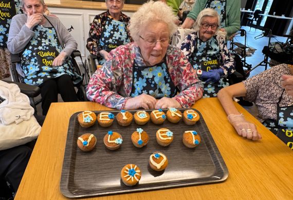 Een Bake Off vol warmte en smaak voor Stichting Alzheimer